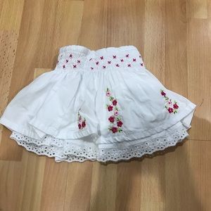 White toddlers skirt